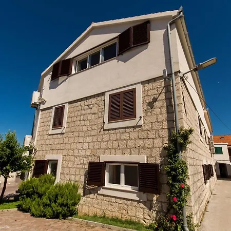 Apartments Vranjic Trogir Exterior photo