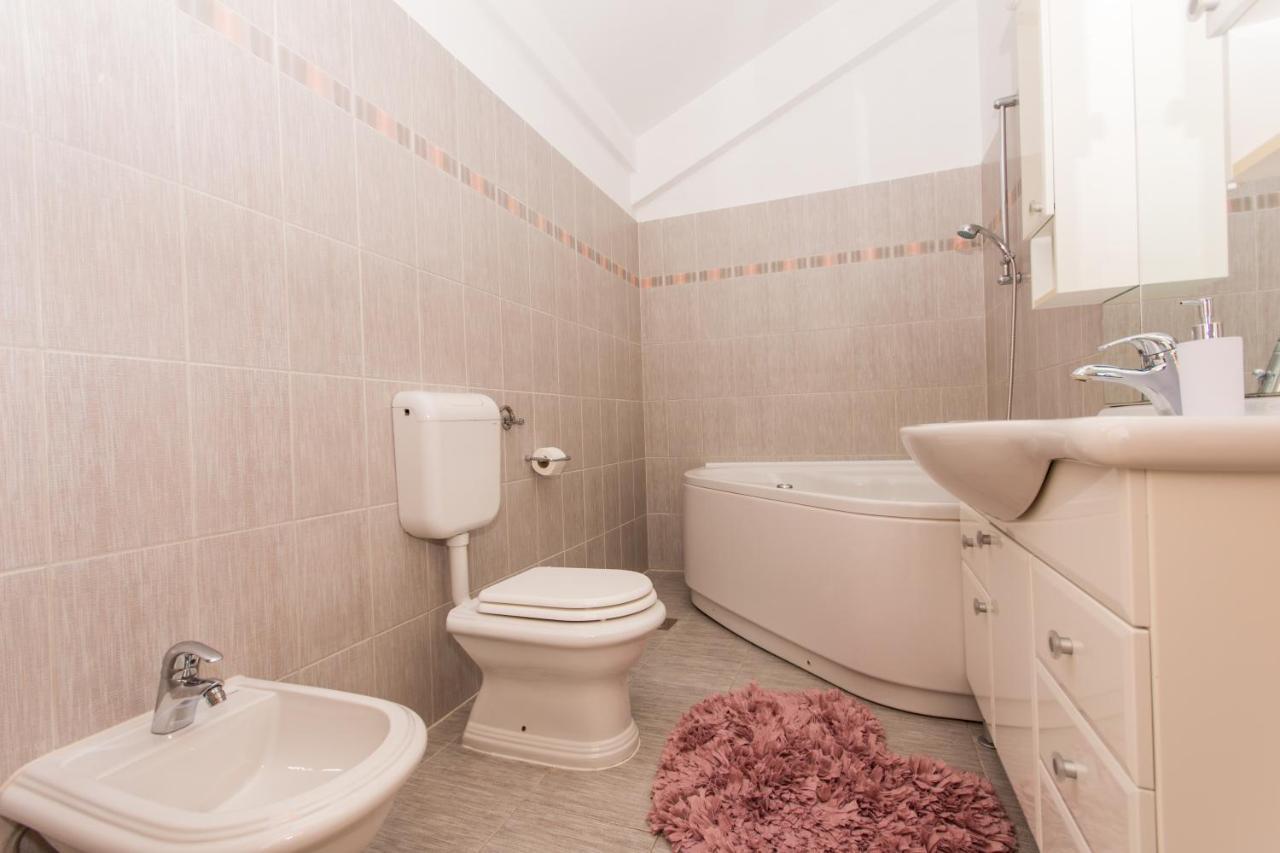 Vranjic Apartment